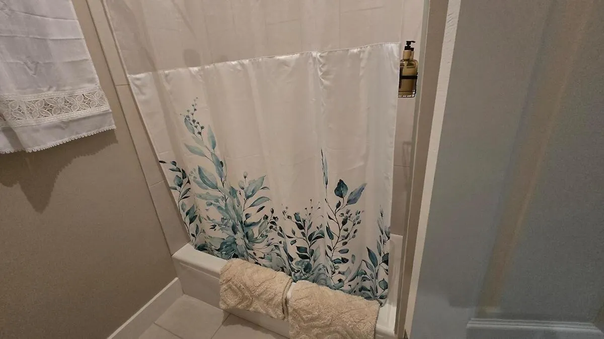 בית נופש Saint Maryʼs The Blue Jade Vacation Home
