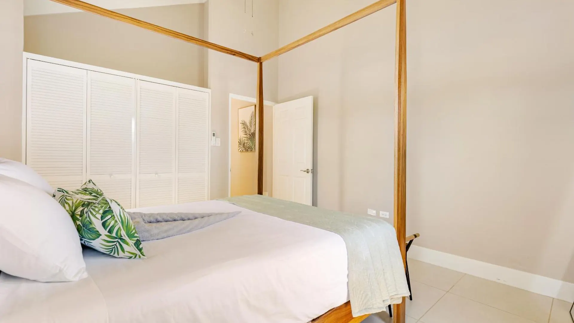 בית נופש Saint Maryʼs The Blue Jade Vacation Home